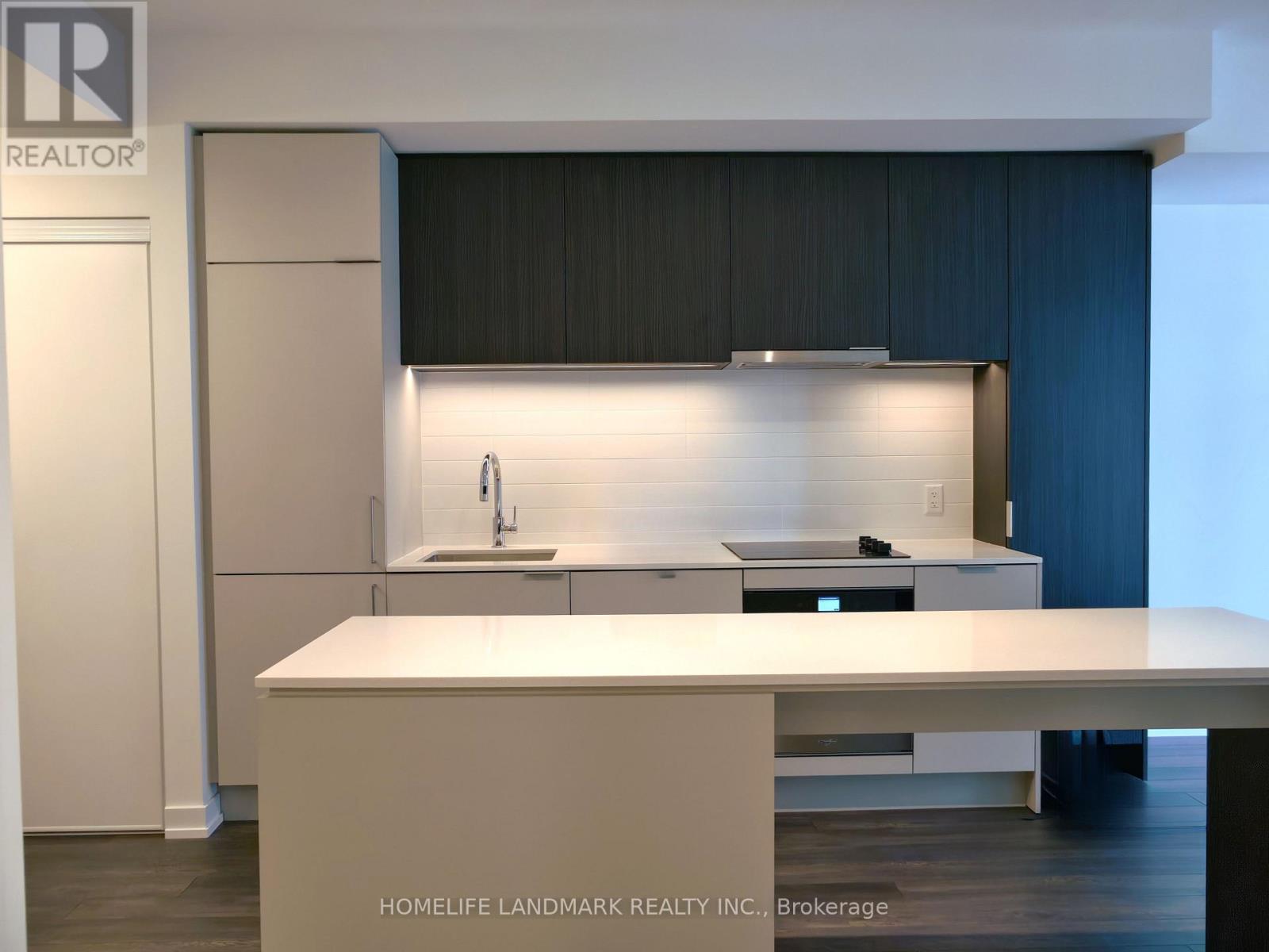 Photo 10 of 4502 89 Church Street, Toronto ON