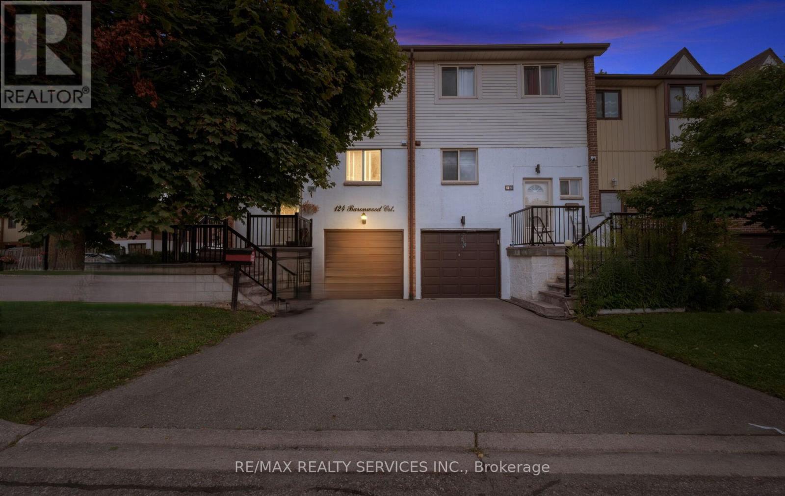 Photo 22 of 124 124 Baronwood Court, Brampton ON