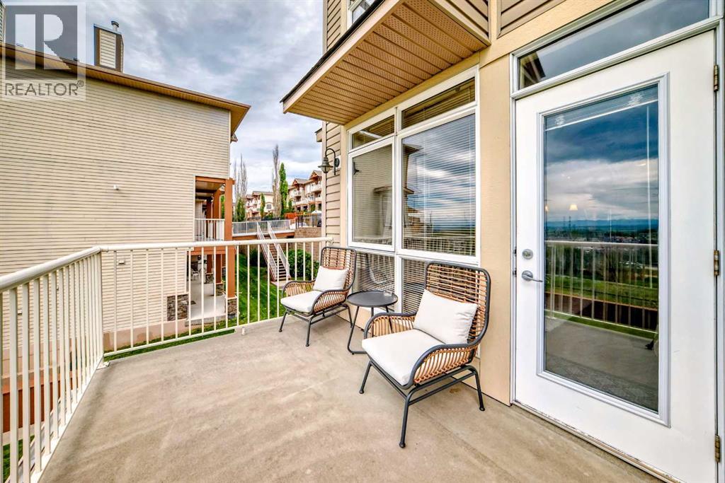 Photo 18 of 20 169 Rockyledge View Nw, Calgary AB