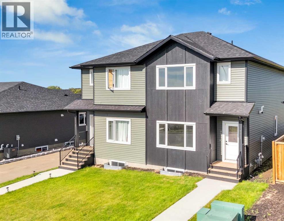 Photo 27 of 111 Gray Close, Sylvan Lake AB