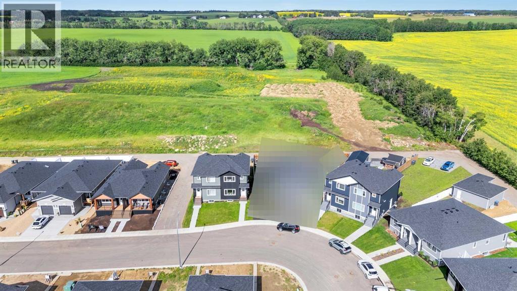 Photo 9 of 111 Gray Close, Sylvan Lake AB