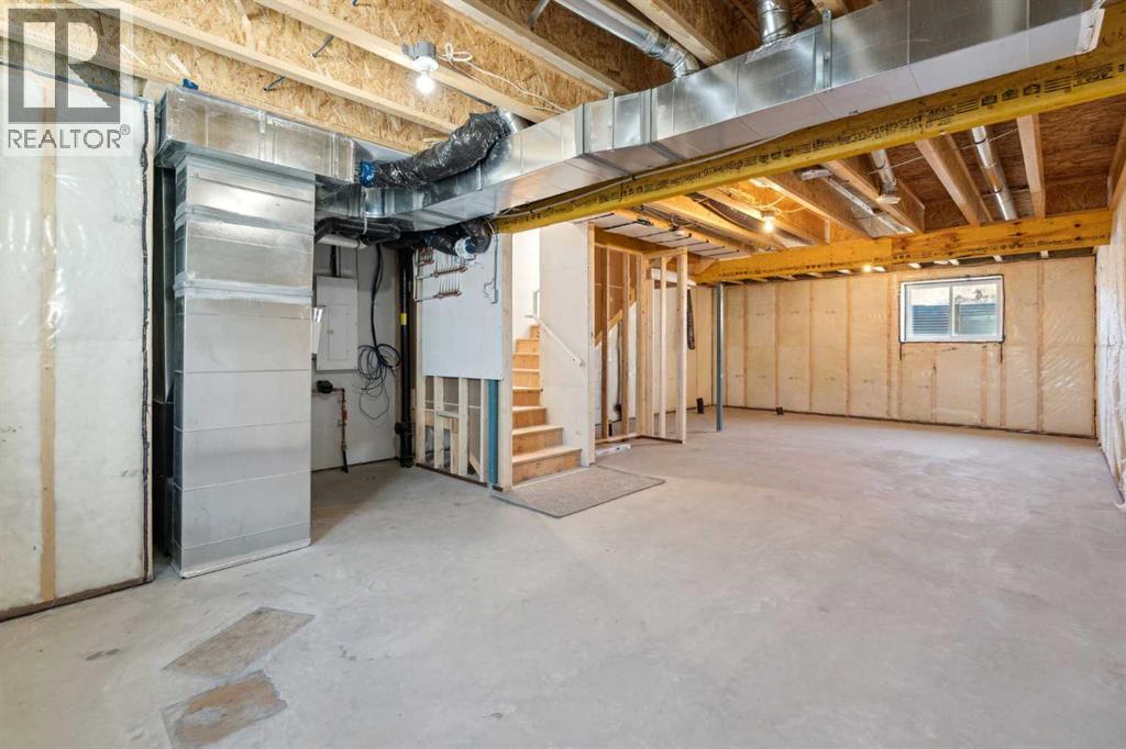 Photo 11 of 111 Gray Close, Sylvan Lake AB