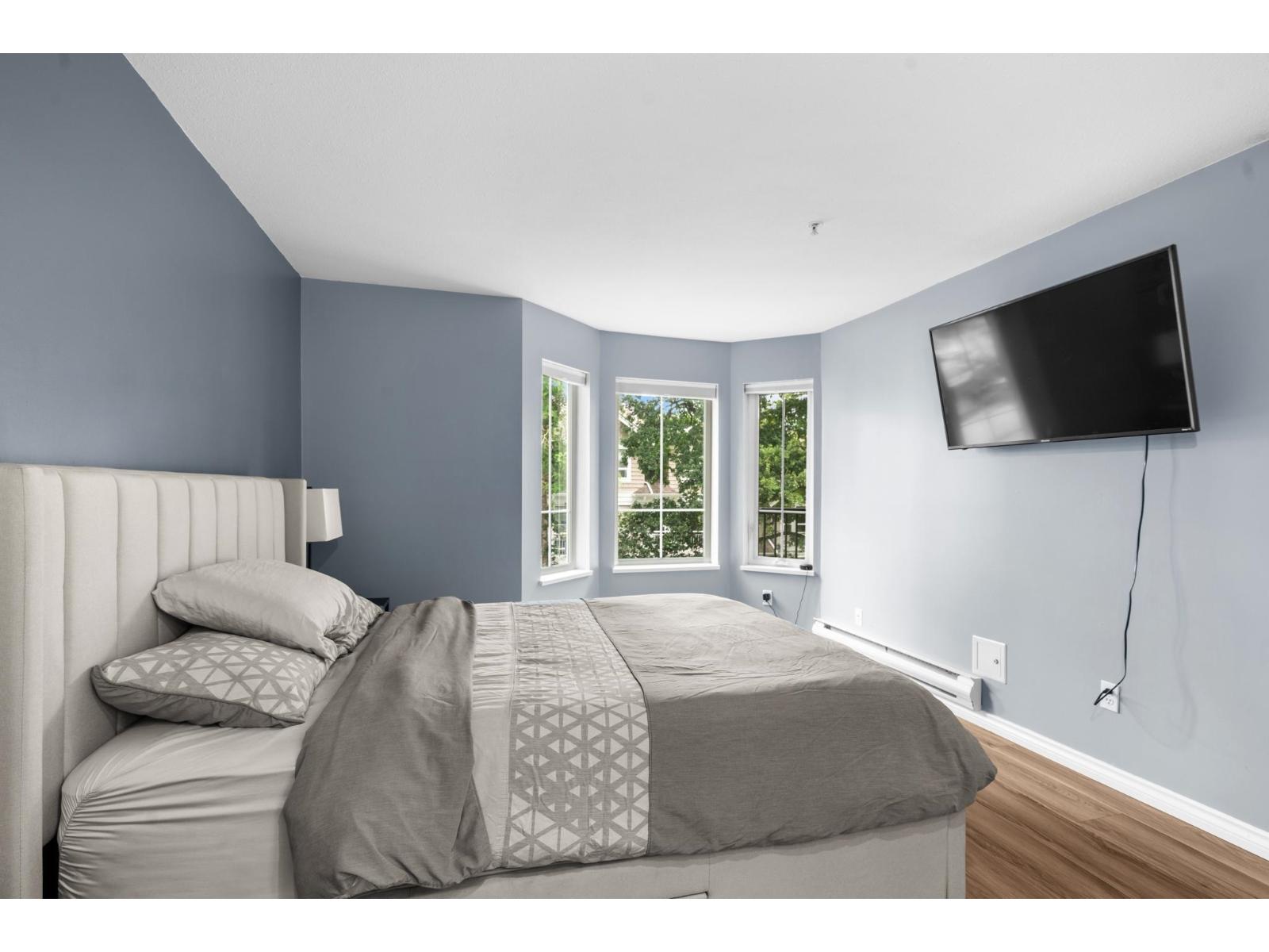 Photo 11 of 208 20881 56 Avenue, Langley BC