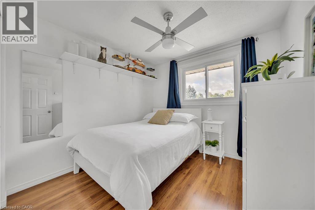 Photo 23 of 477 Strasburg Road, Kitchener ON