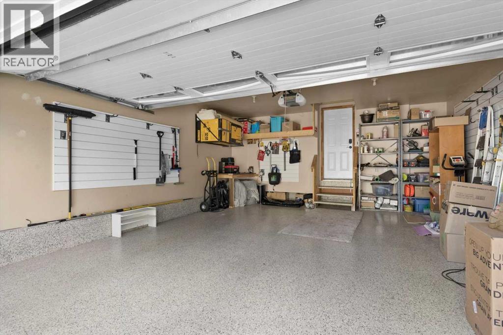 Photo 19 of 9124 Edgebrook Drive Nw, Calgary AB