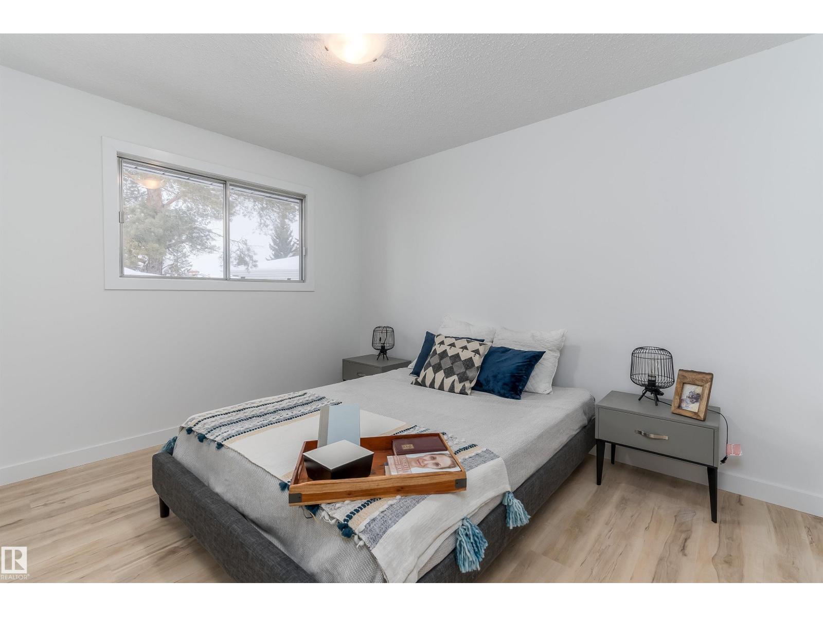 Photo 19 of 8104 17 Av Nw, Edmonton AB
