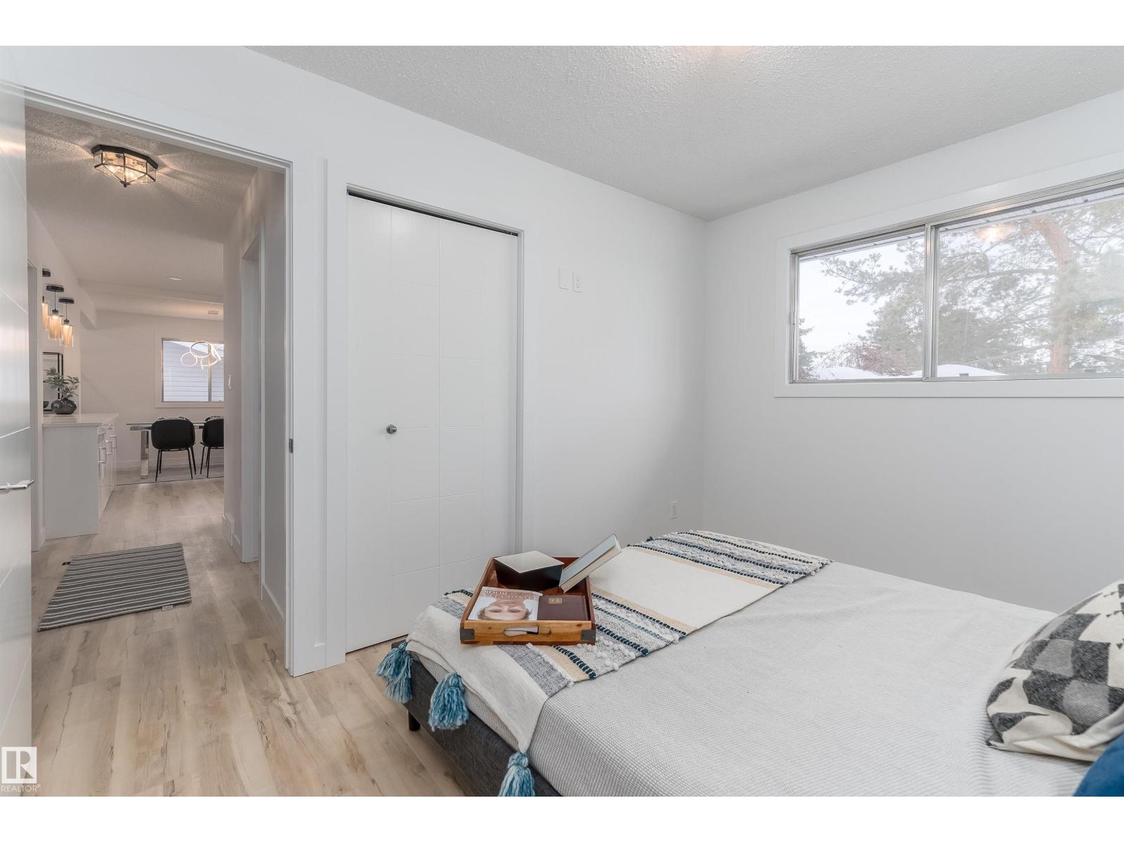 Photo 20 of 8104 17 Av Nw, Edmonton AB