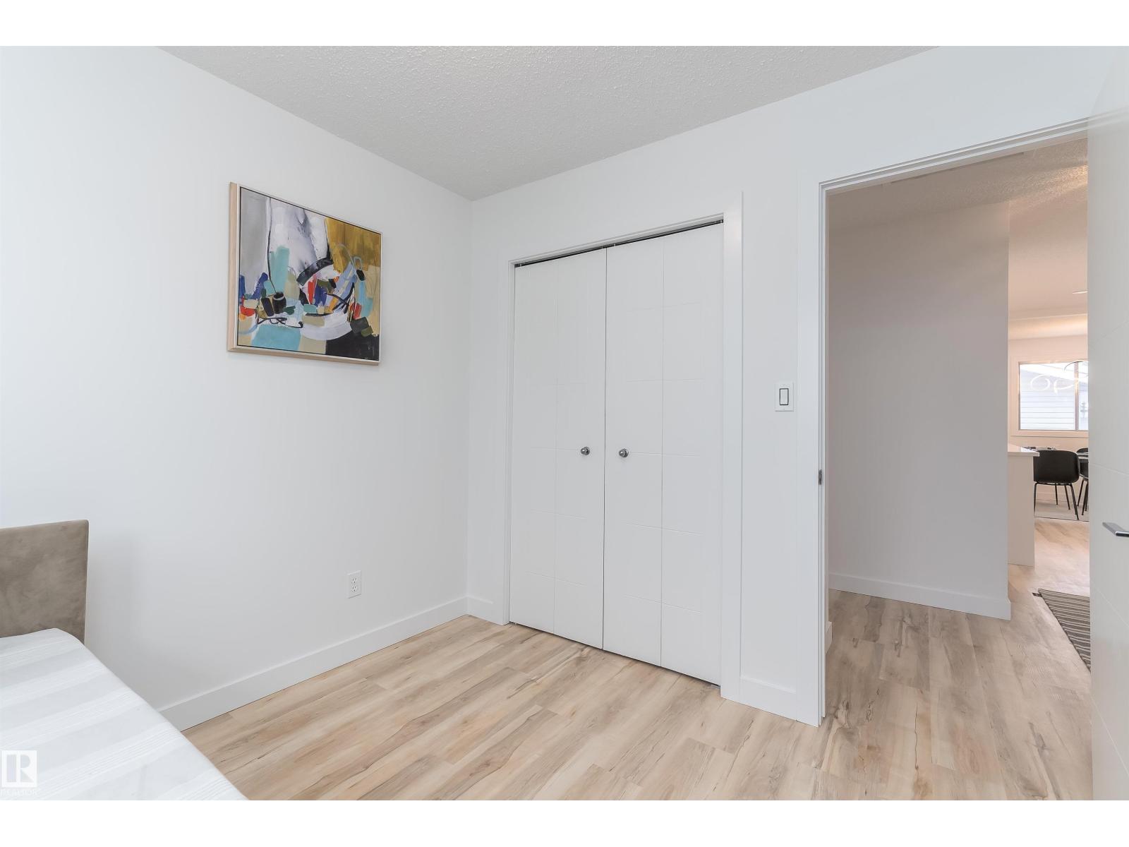 Photo 22 of 8104 17 Av Nw, Edmonton AB
