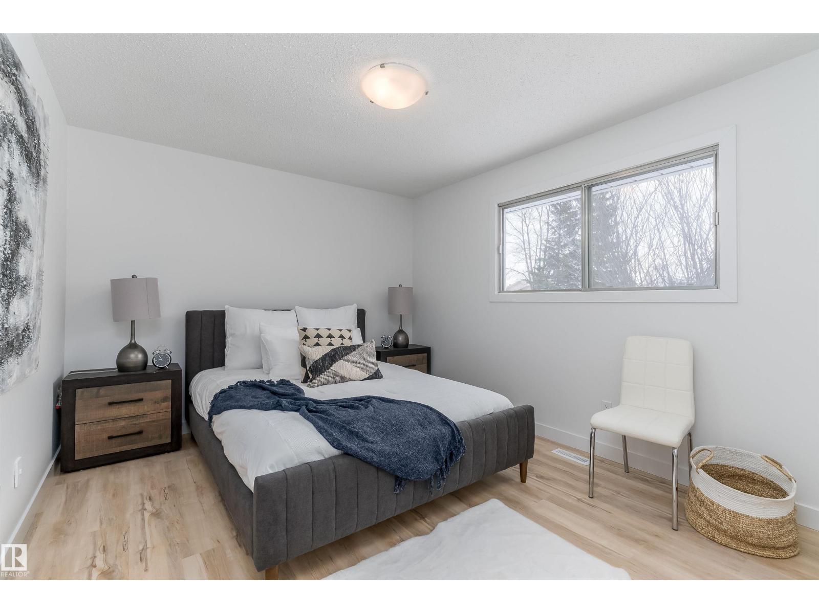 Photo 23 of 8104 17 Av Nw, Edmonton AB