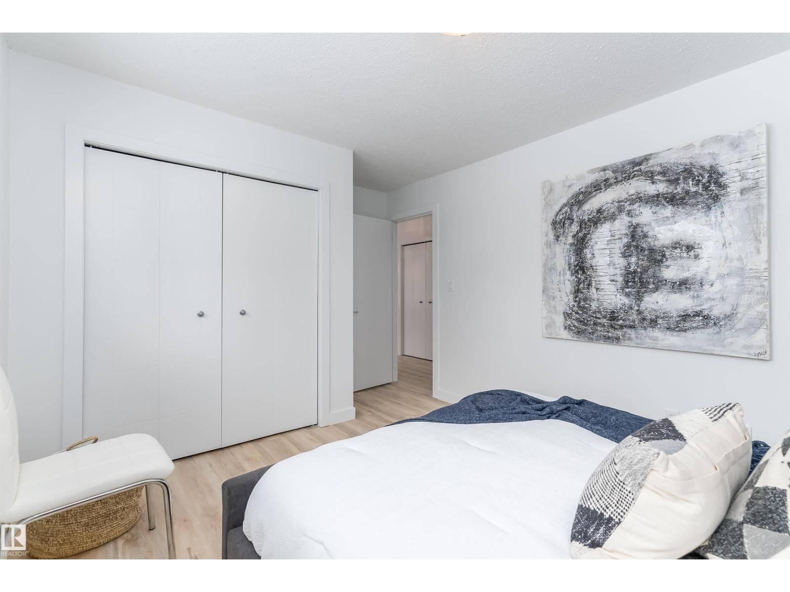 Photo 25 of 8104 17 Av Nw, Edmonton AB