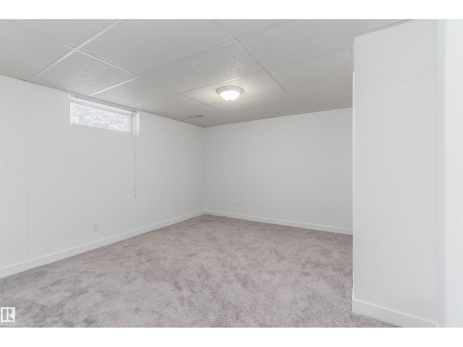 Photo 31 of 8104 17 Av Nw, Edmonton AB