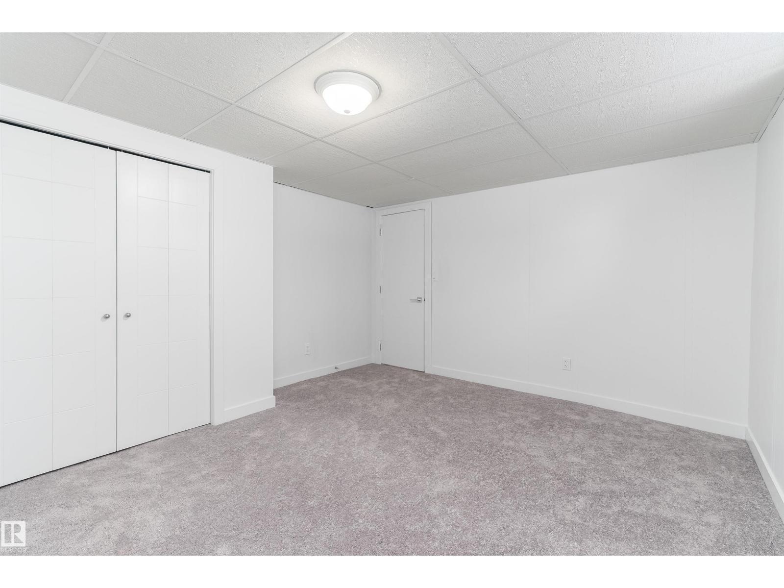 Photo 33 of 8104 17 Av Nw, Edmonton AB