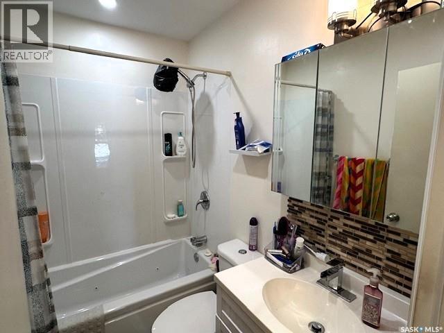 Photo 12 of 1121 Montgomery Street, Moose Jaw SK