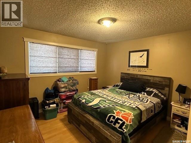 Photo 13 of 1121 Montgomery Street, Moose Jaw SK