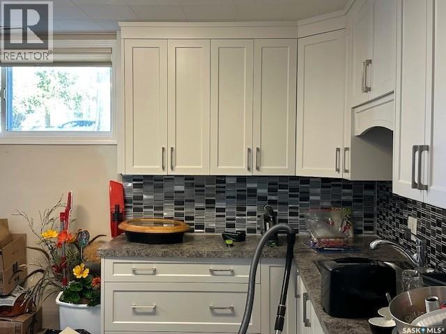Photo 20 of 1121 Montgomery Street, Moose Jaw SK