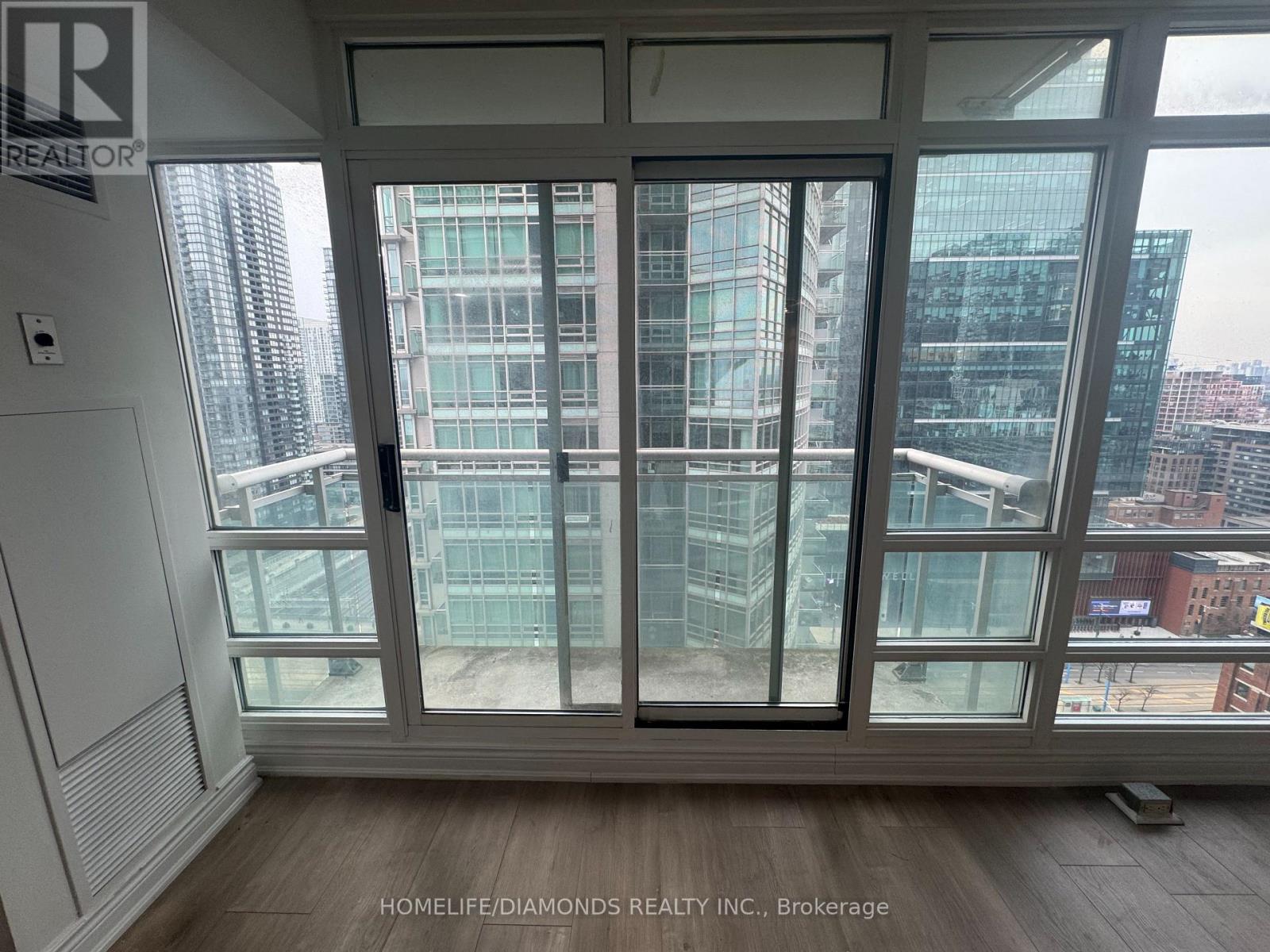 Photo 5 of 2601 381 Front Street W, Toronto ON