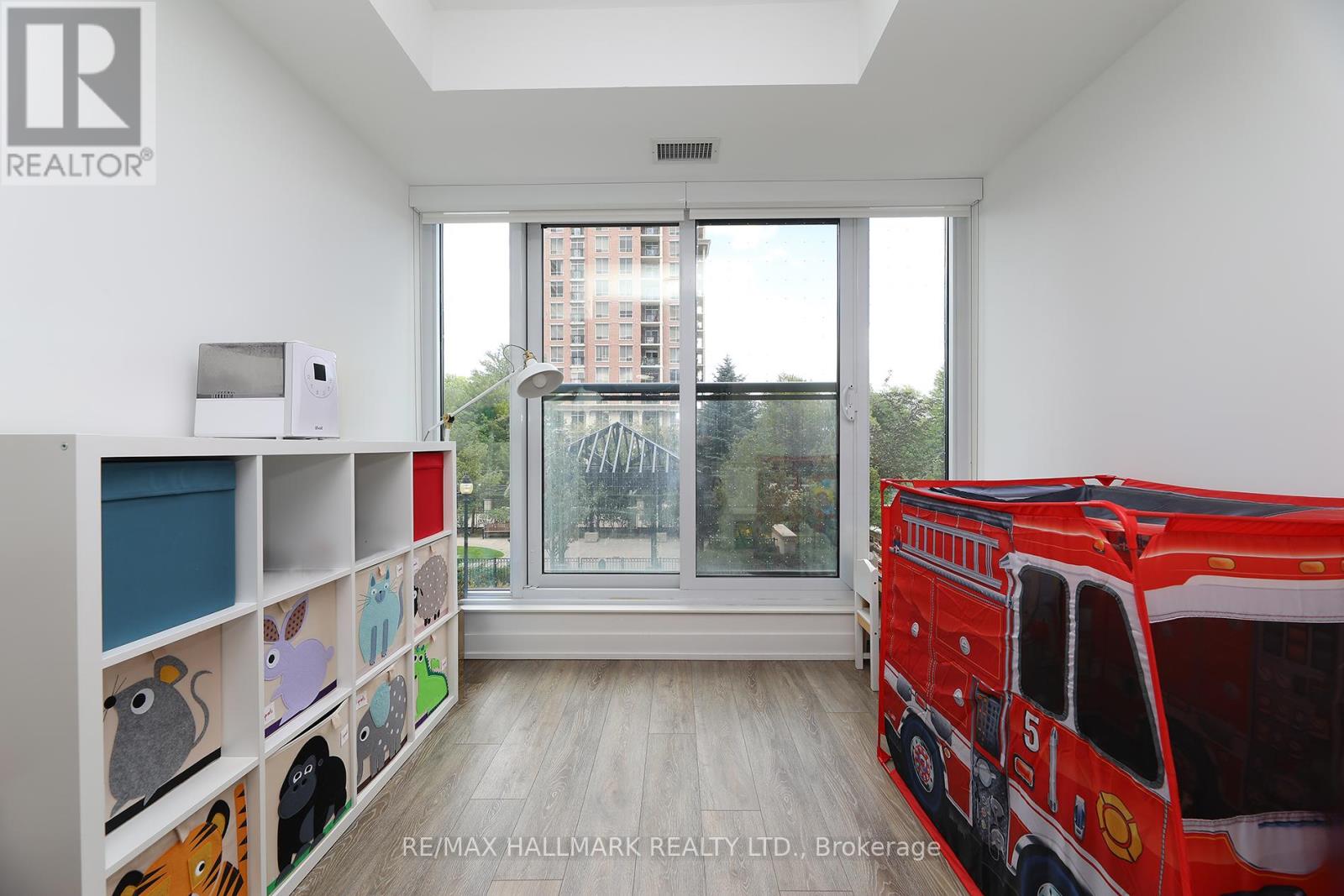 Photo 15 of 343 20 Inn On The Park Drive, Toronto ON
