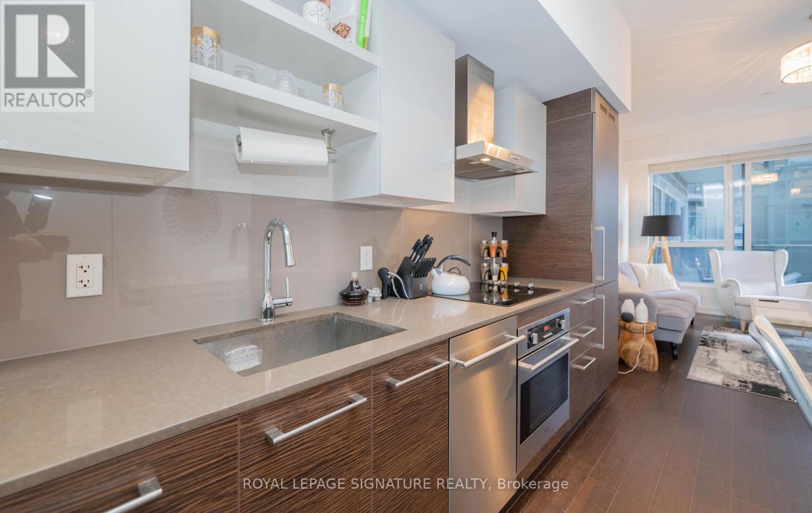 Photo 8 of 456 1030 King Street W, Toronto ON