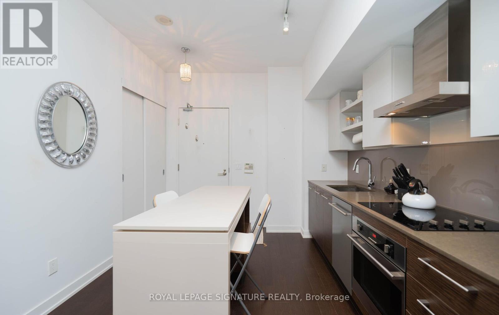 Photo 2 of 456 1030 King Street W, Toronto ON