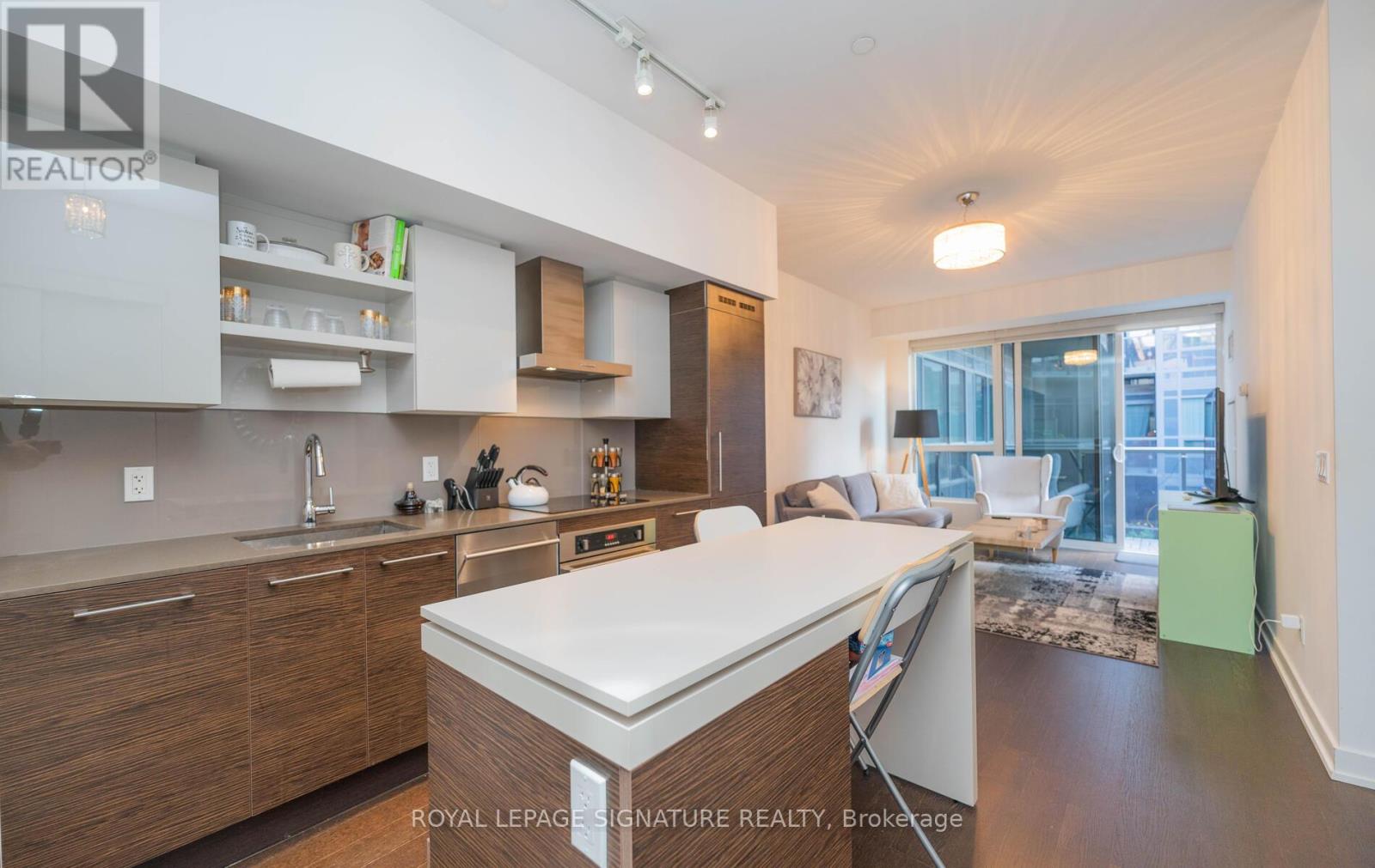Photo 38 of 456 1030 King Street W, Toronto ON
