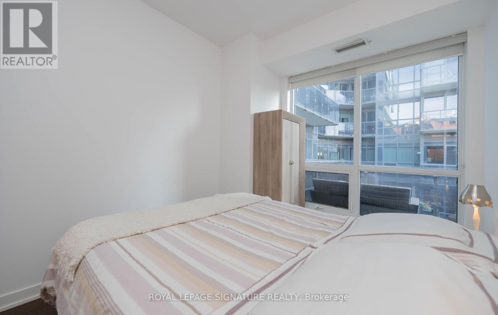 Photo 13 of 456 1030 King Street W, Toronto ON