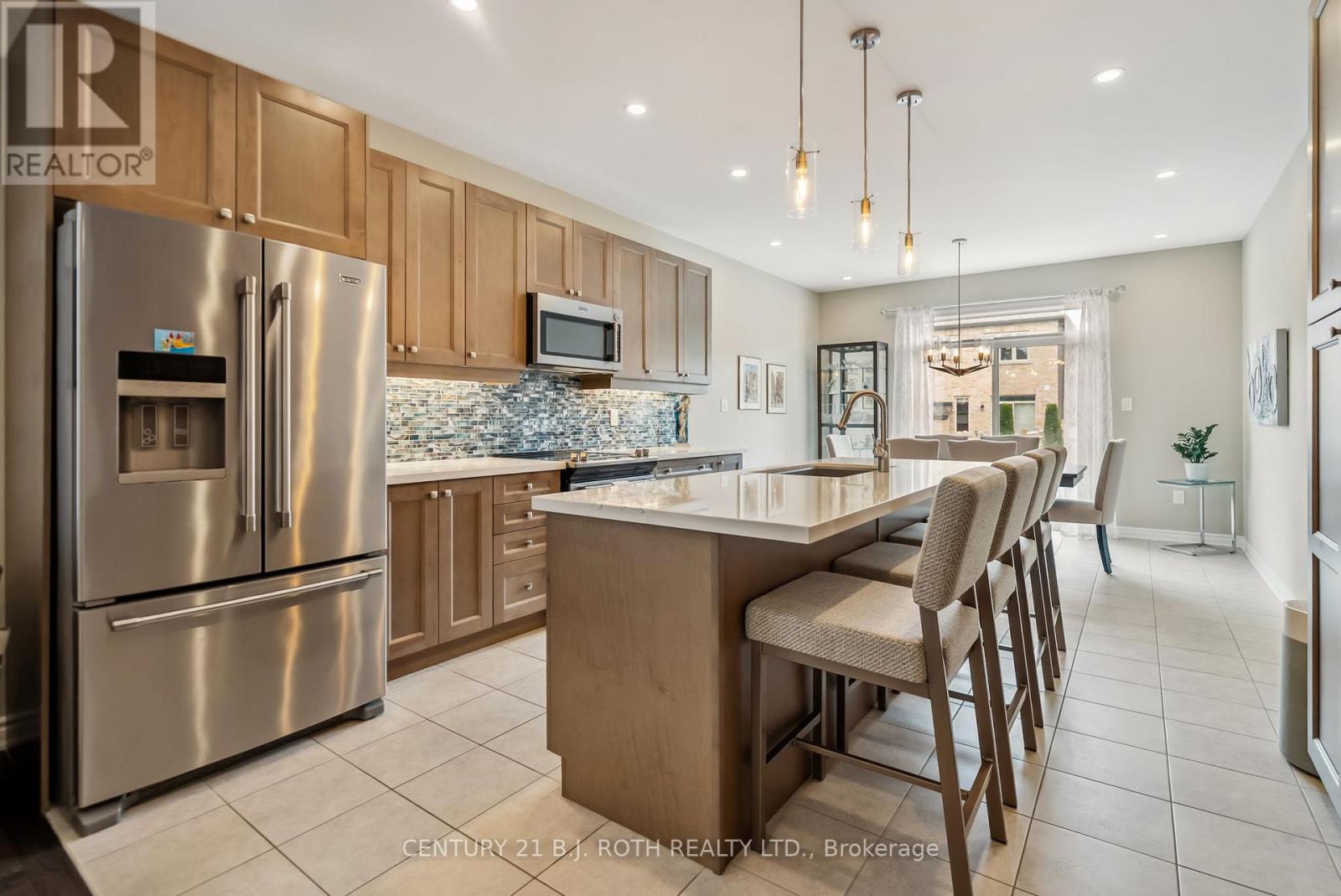 Photo 10 of 42 Glenhaven Court, Scugog ON