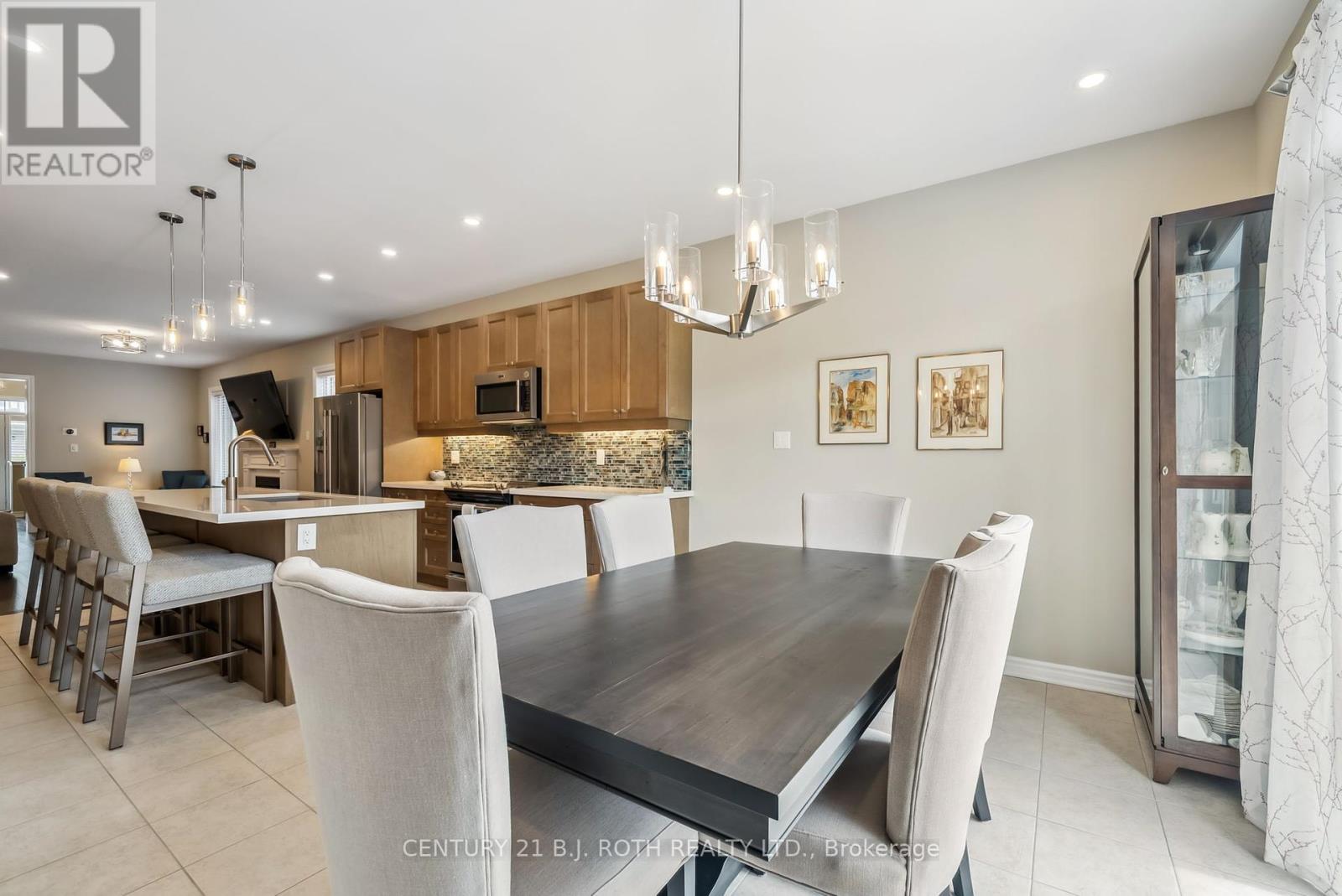 Photo 16 of 42 Glenhaven Court, Scugog ON