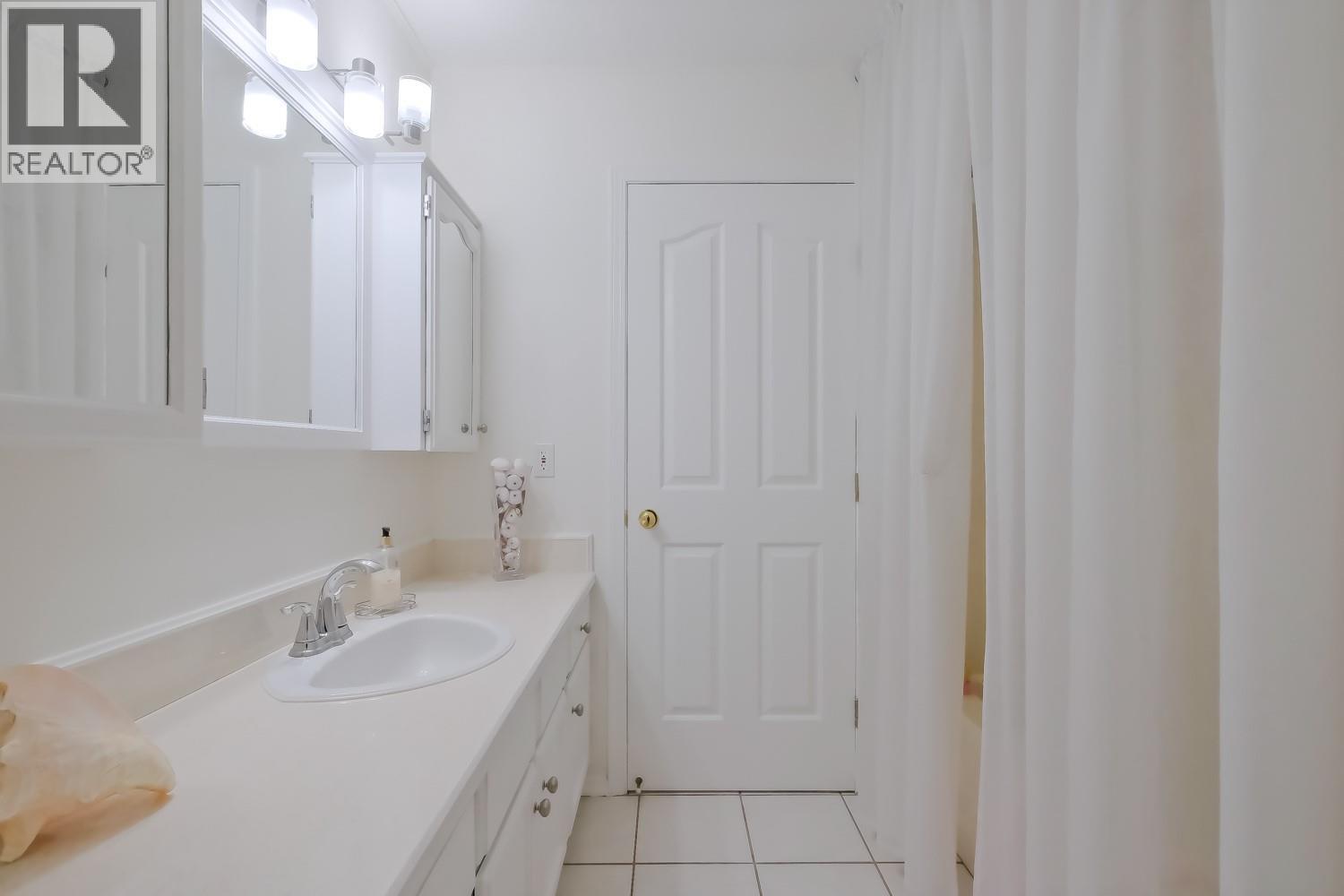 307 133 WINNIPEG Street, Penticton