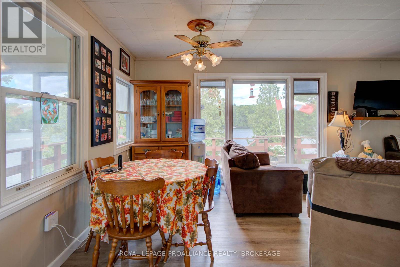 372 MURPHY ROAD #100 - 11