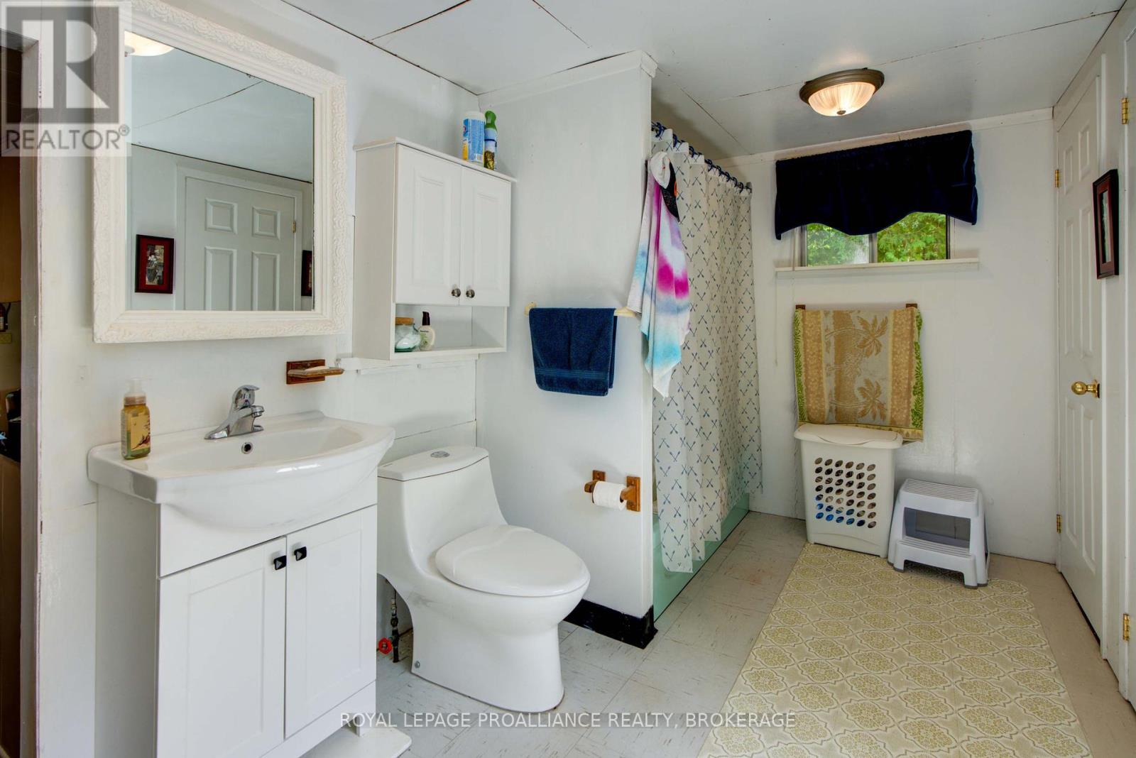 372 MURPHY ROAD #100 - 21