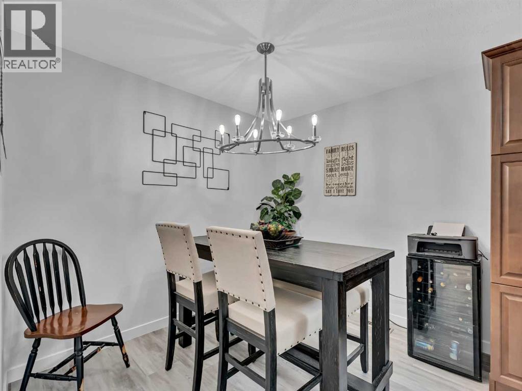 Photo 45 of 1 1165 16 Street Ne, Medicine Hat AB