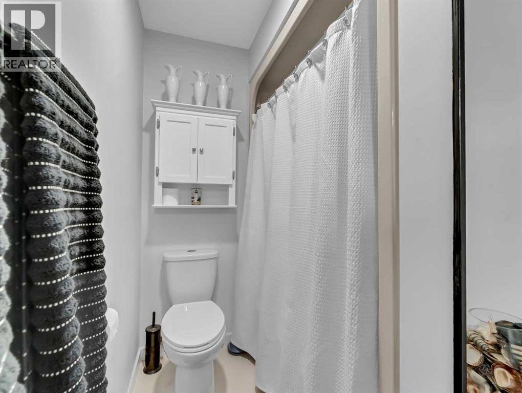 Photo 23 of 1 1165 16 Street Ne, Medicine Hat AB