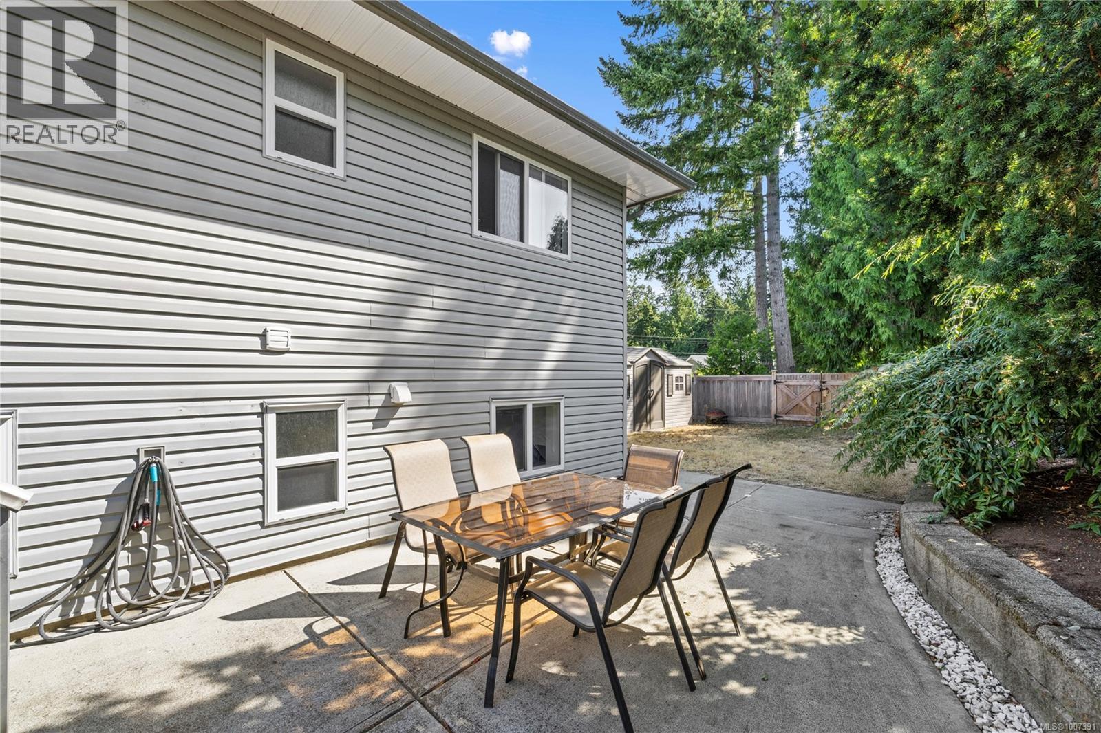 Photo 36 of 626 Tyee Cres, Qualicum Beach BC