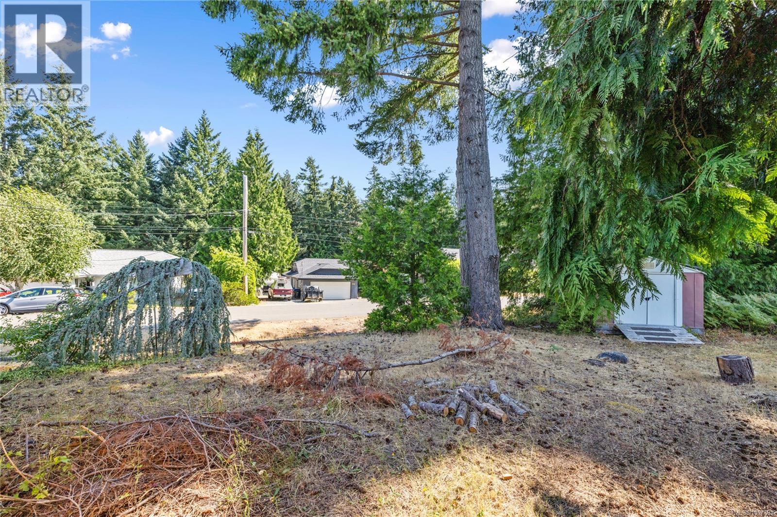 Photo 31 of 626 Tyee Cres, Qualicum Beach BC