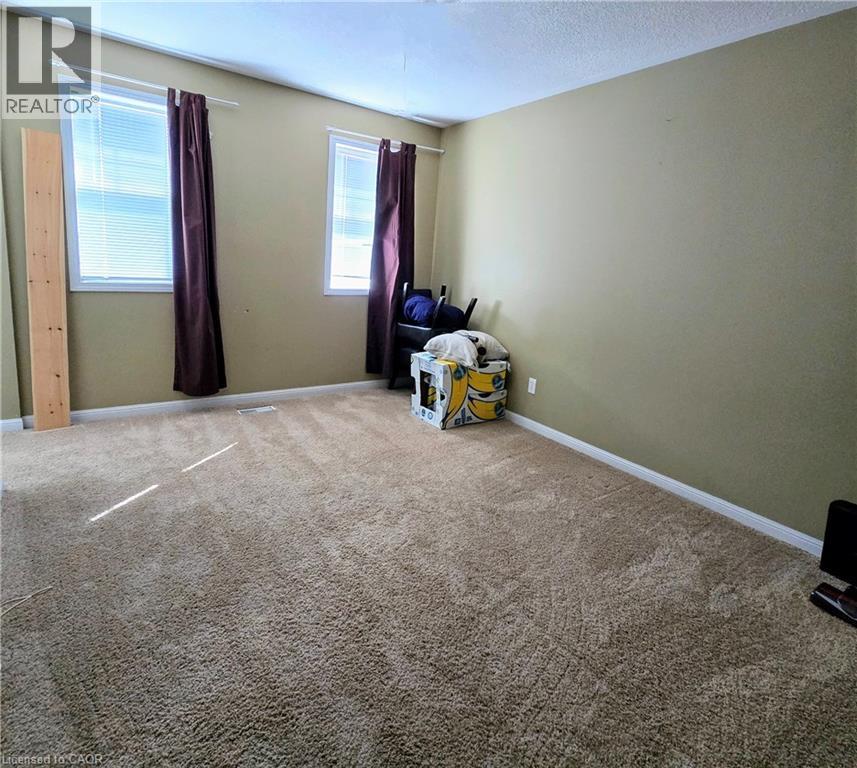 Photo 18 of 20 Longspur Way, Cambridge ON