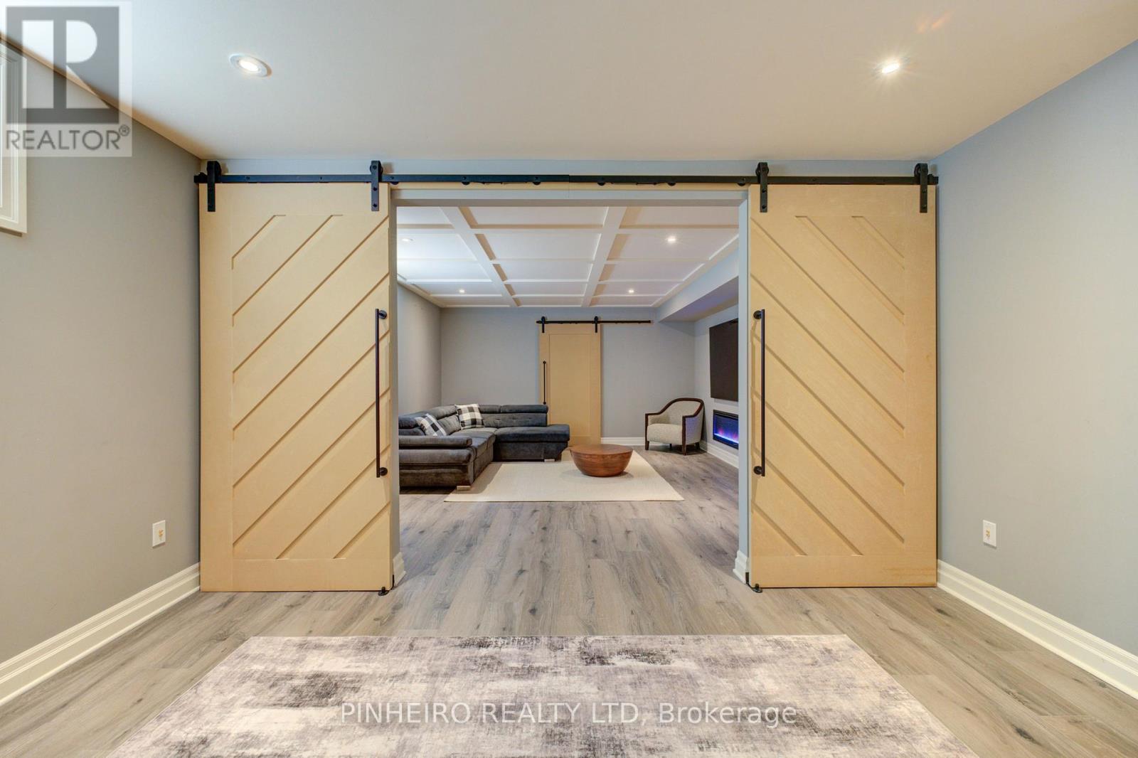 Photo 18 of 189 3278 Colonel Talbot Road, London South ON