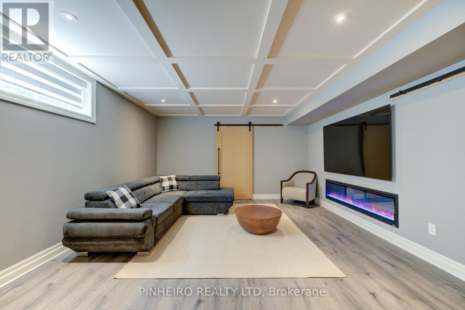 Photo 19 of 189 3278 Colonel Talbot Road, London South ON