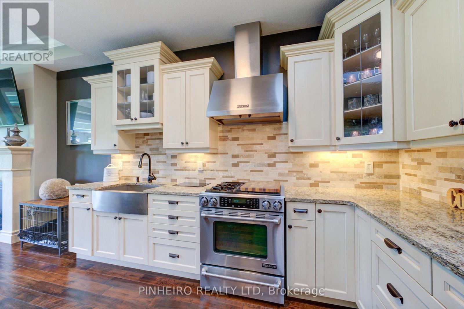 Photo 4 of 189 3278 Colonel Talbot Road, London South ON