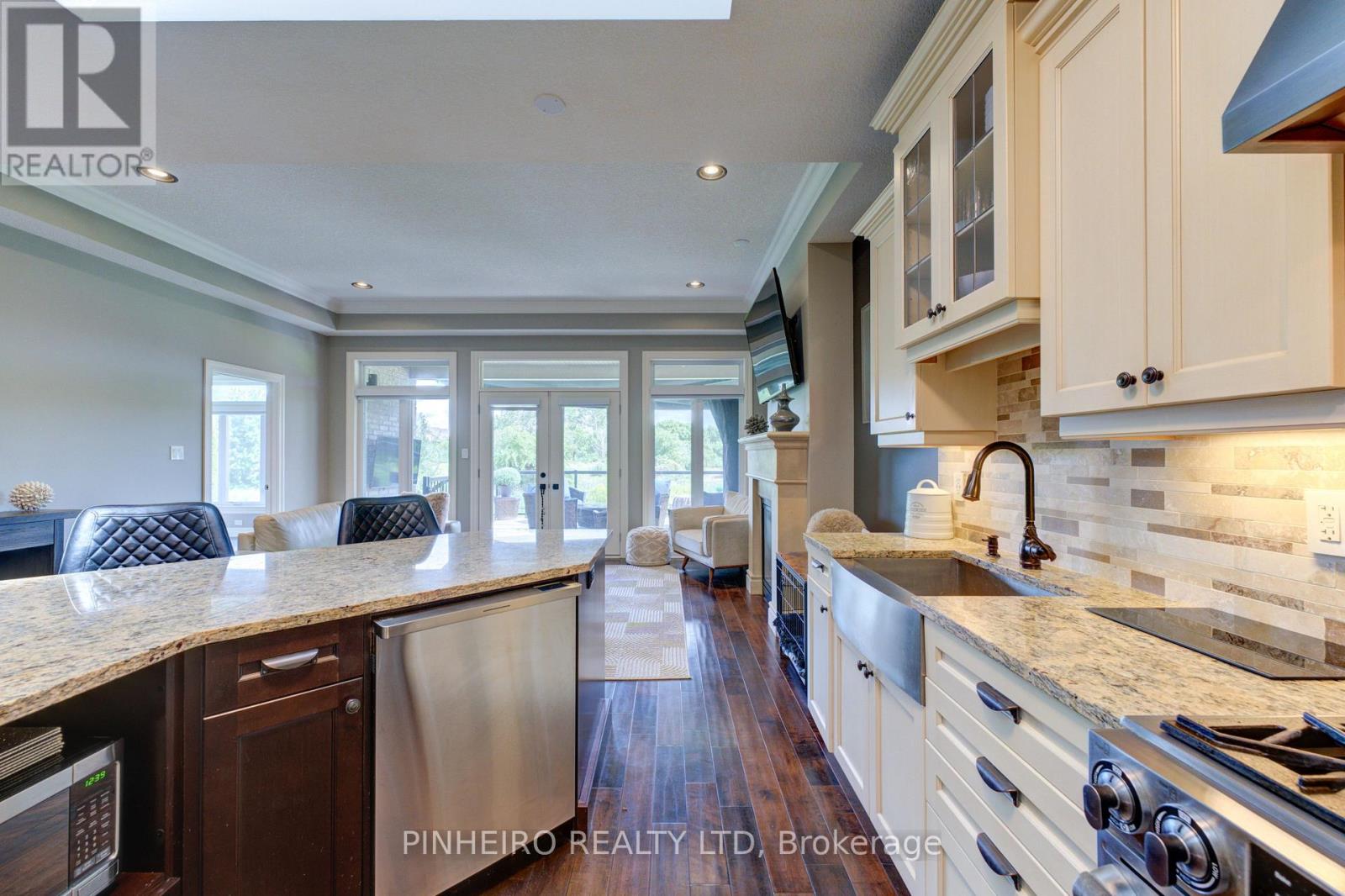 Photo 6 of 189 3278 Colonel Talbot Road, London South ON