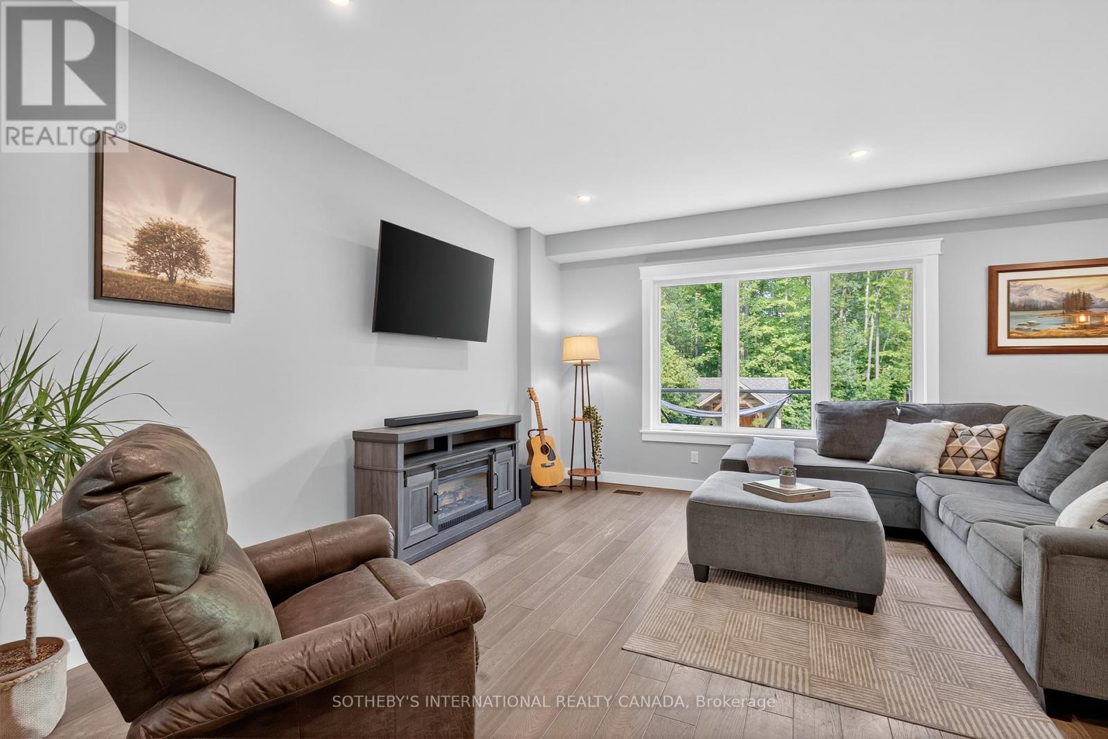 Photo 11 of 73 Wozniak Road, Penetanguishene ON