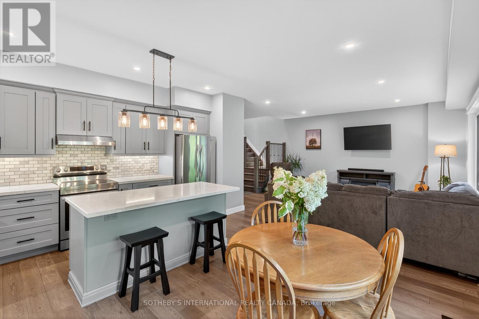 Photo 16 of 73 Wozniak Road, Penetanguishene ON