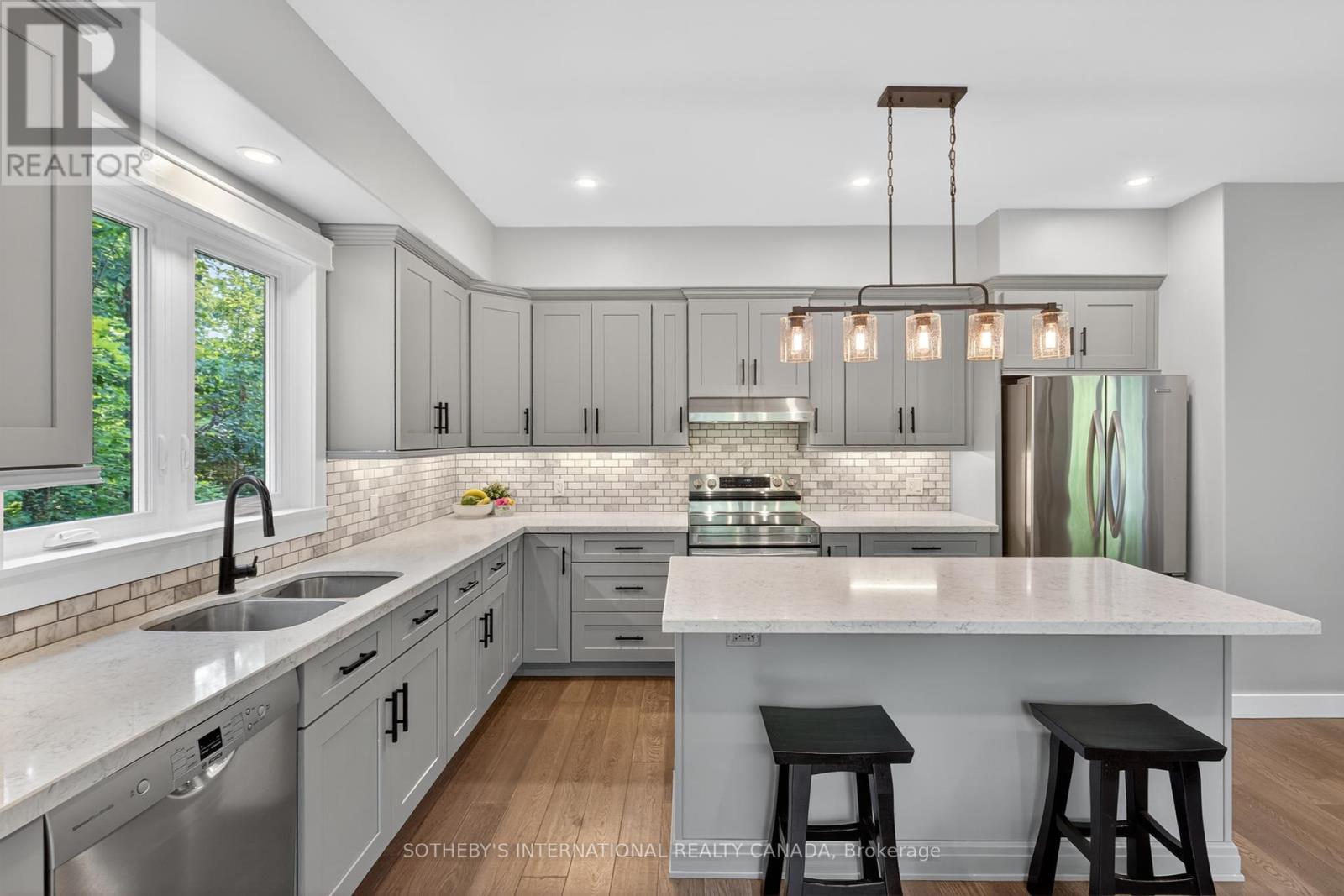 Photo 17 of 73 Wozniak Road, Penetanguishene ON