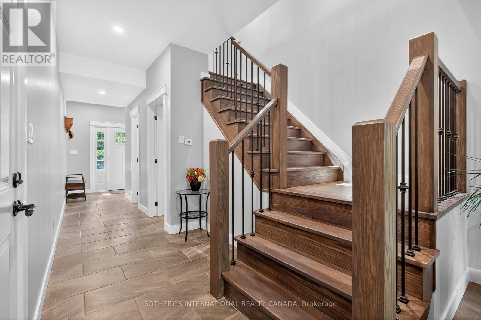 Photo 9 of 73 Wozniak Road, Penetanguishene ON