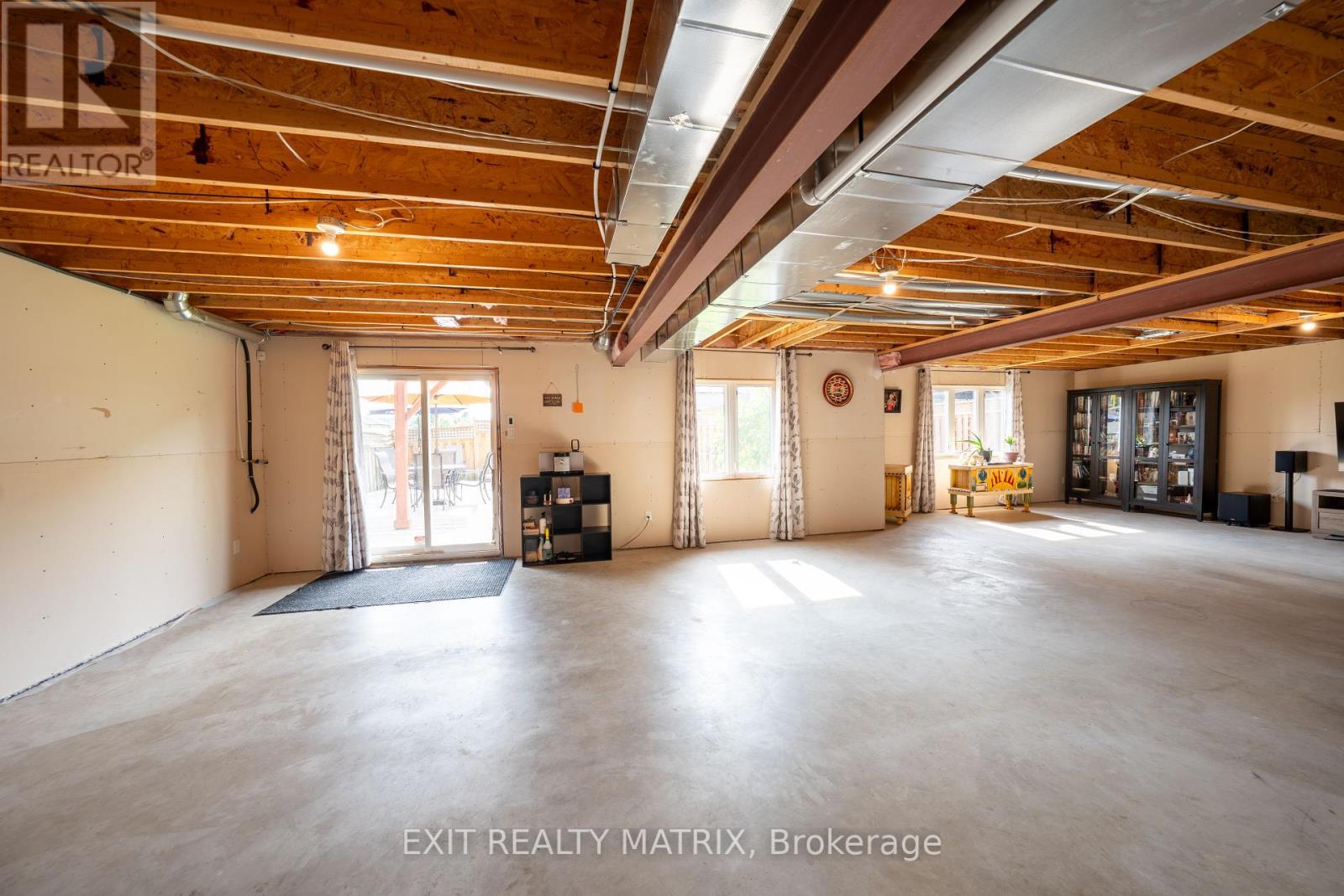 Photo 33 of 161 Opale Street, Clarencerockland ON