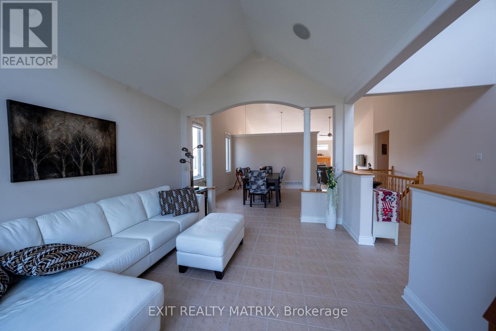 Photo 6 of 161 Opale Street, Clarencerockland ON