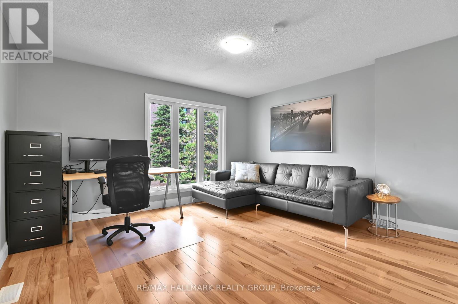 Photo 36 of 3 74 Somerset Street W, Ottawa ON