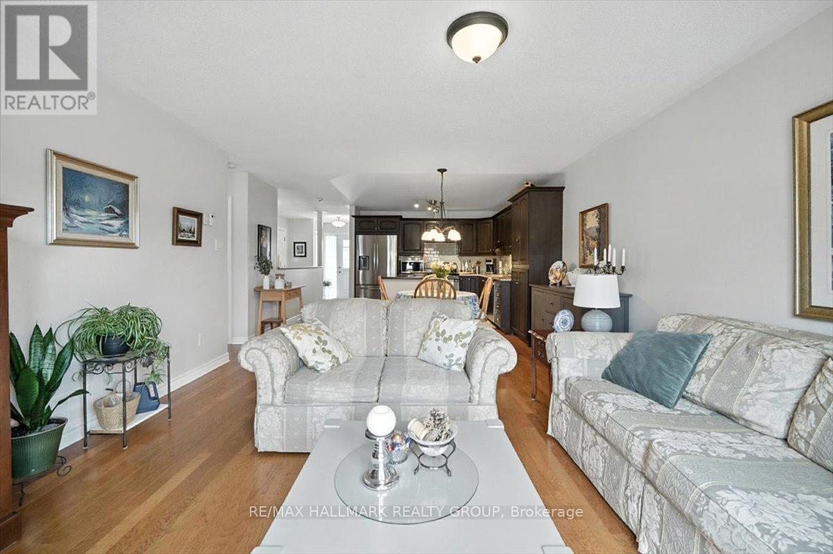Photo 11 of 40 Lee Avenue, Smiths Falls ON