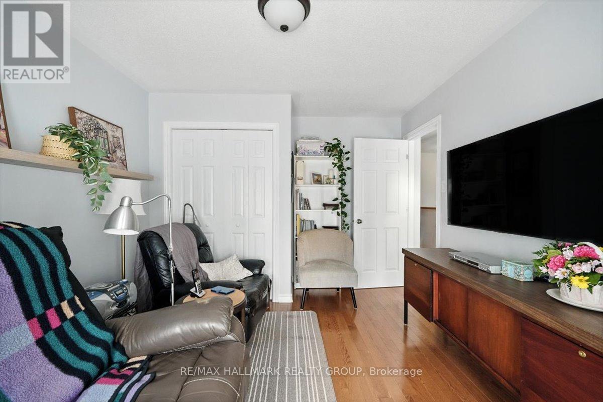Photo 16 of 40 Lee Avenue, Smiths Falls ON