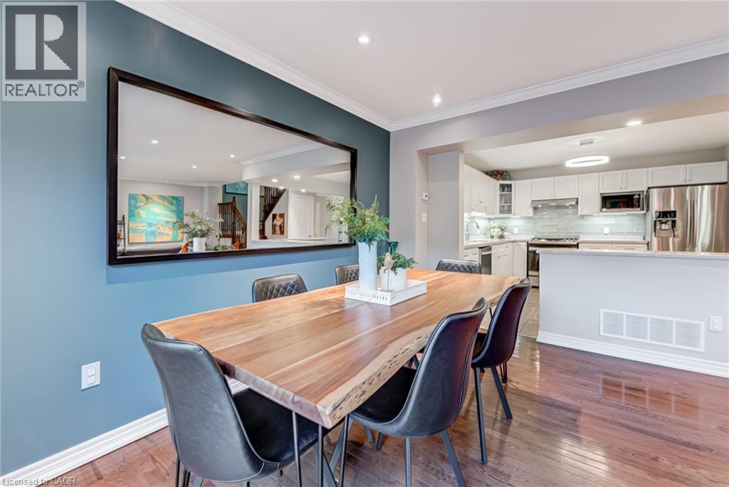 Photo 12 of 1105 Harrogate Drive, Ancaster ON