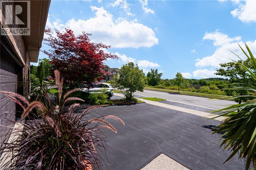 Photo 4 of 1105 Harrogate Drive, Ancaster ON